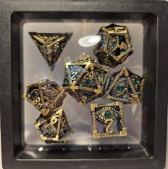 Dice Set: 7 Set Polyhedral Sharp Edge Hollow Metal Gold Jeweled Green Eye MM780